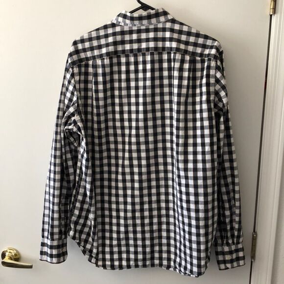 J. Crew Long Sleeve Tailor fit Shirt L gently used - Picture 2 of 4